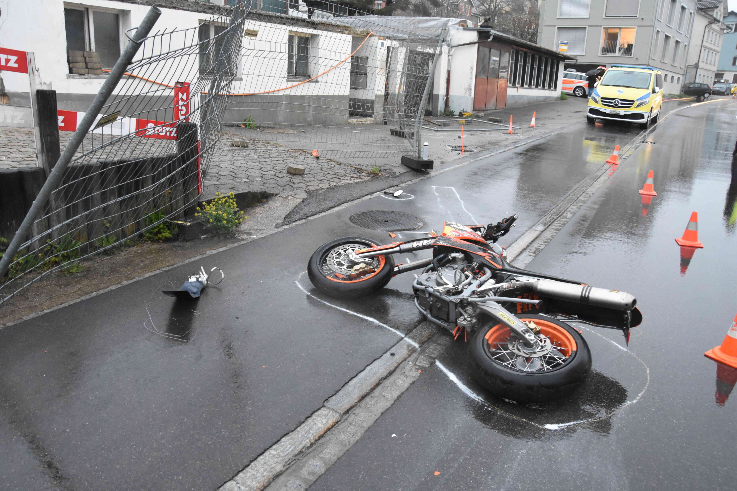 Degersheim Sg Selbstunfall Mit Motorrad Schwer Verletzt Polizei News