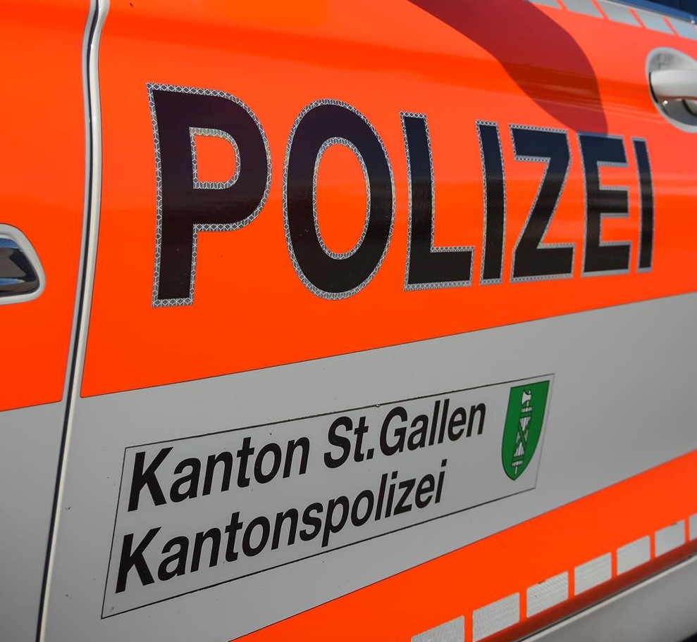 Kriessern Widnau SG Nach Flucht Vor Kontrolle Unfall Verursacht