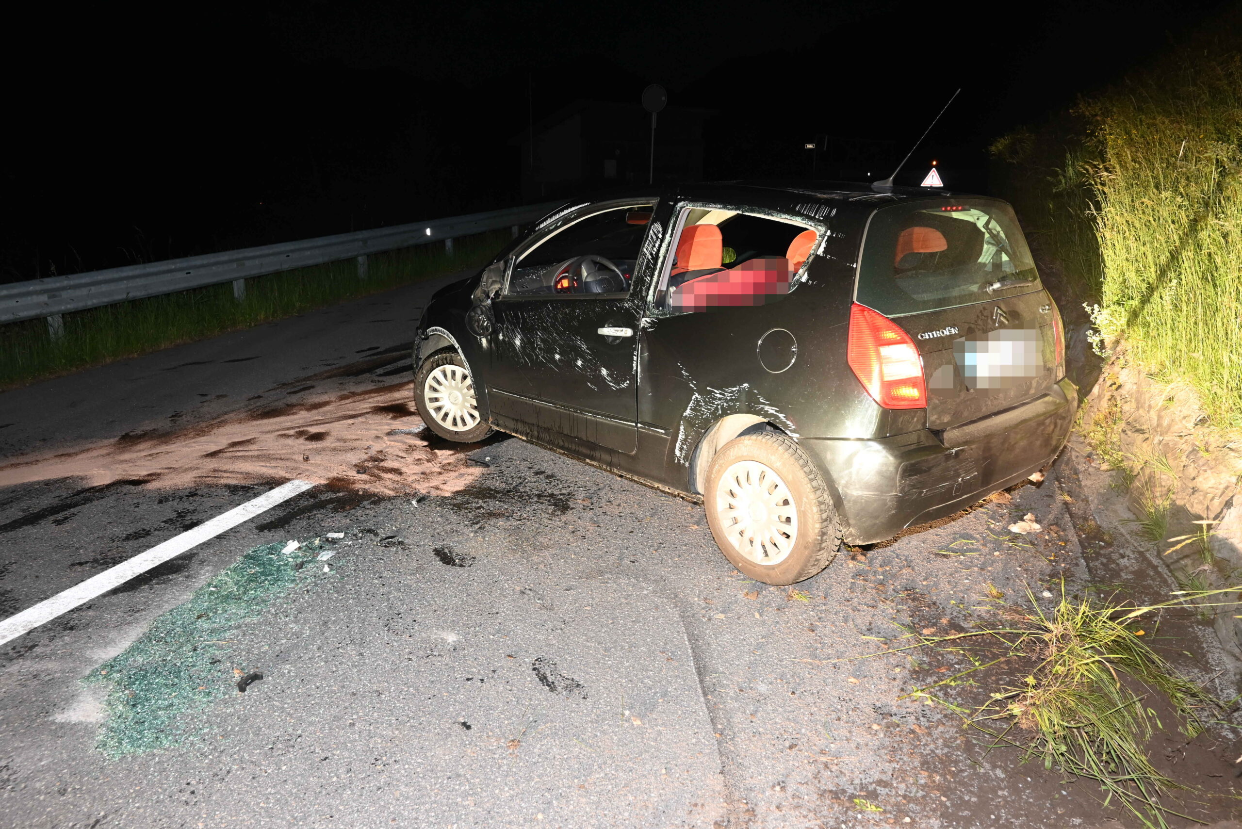 Valens Sg Fahrunf Hig Mit Pw Selbstunfall Verursacht Polizeinews Ch