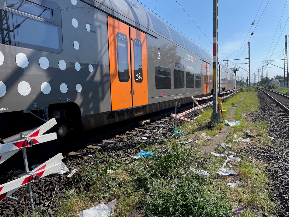 Bahnmitarbeiter Von Zug Erfasst Und Schwer Verletzt Polizei News