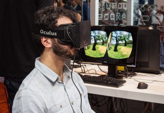 Die VR-Brille "Oculus Rift" soll Anfang 2016 in einer Consumer-Version erscheinen. (Bild: Stefano Tinti – Shutterstock.com)