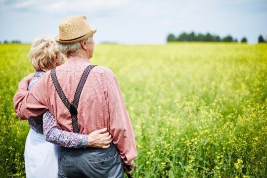 Romantik und Sexualität werden mit dem Alter weniger wichtiger (Bild: © pressmaster - fotolia.com)