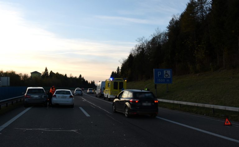 Gossau SG: Kollision mit einer Verletzten - durch Unfall Stau von ...