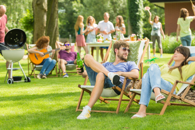 feature post image for Umweltfreundlich feiern - 7 Tipps für eine nachhaltige Sommerparty