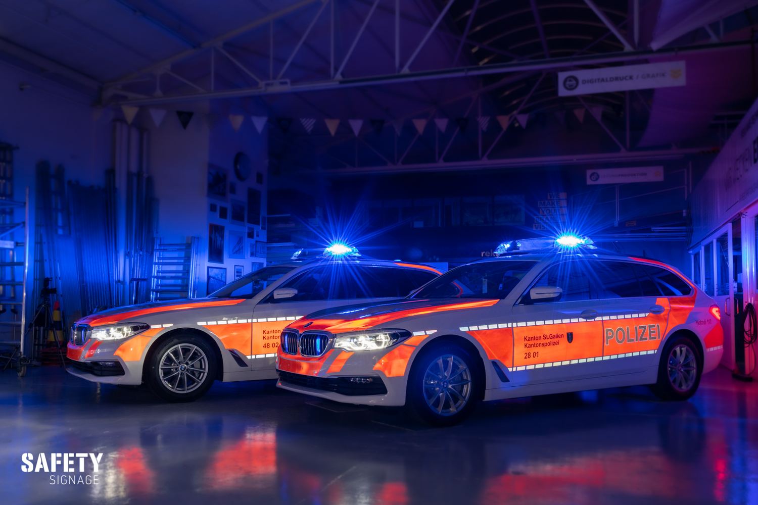 Polizei Patroullienfahrzeug BMW Kantonspolizei St.Gallen Highly Reflective