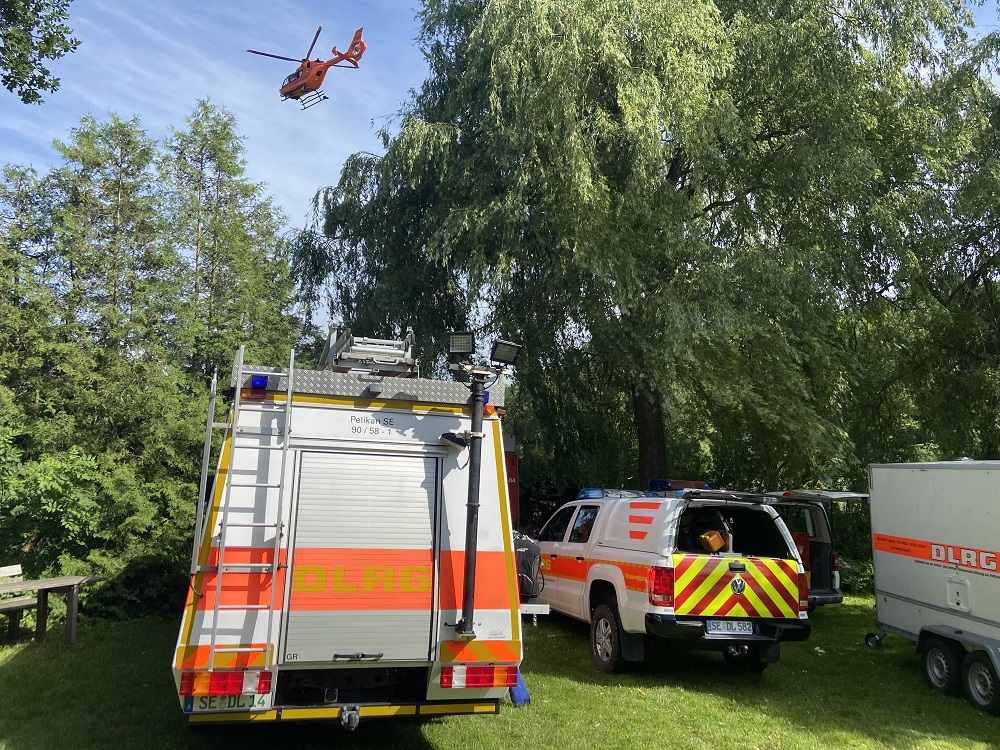 Groß angelegte Suchaktion am Segeberger See nach zwei mutmaßlich vermissten Kindern im Segeberger See