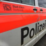 Stadt Zürich ZH (Kreis 5): Fussgängerin (56) nach Kollision mit Tram schwer verletzt