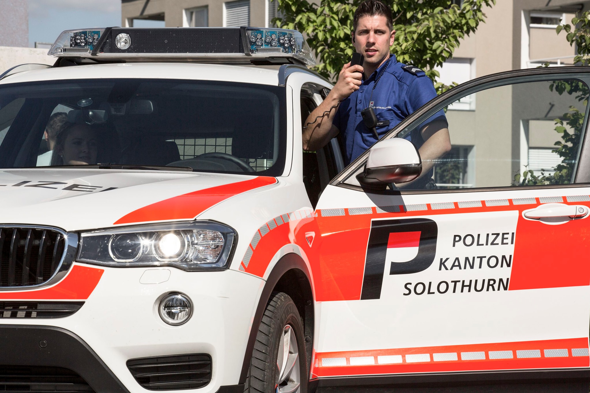 Die Polizei im Kanton Solothurn ist für die Sicherheit der Bevölkerung und die Abwehr von Gefahren zuständig.