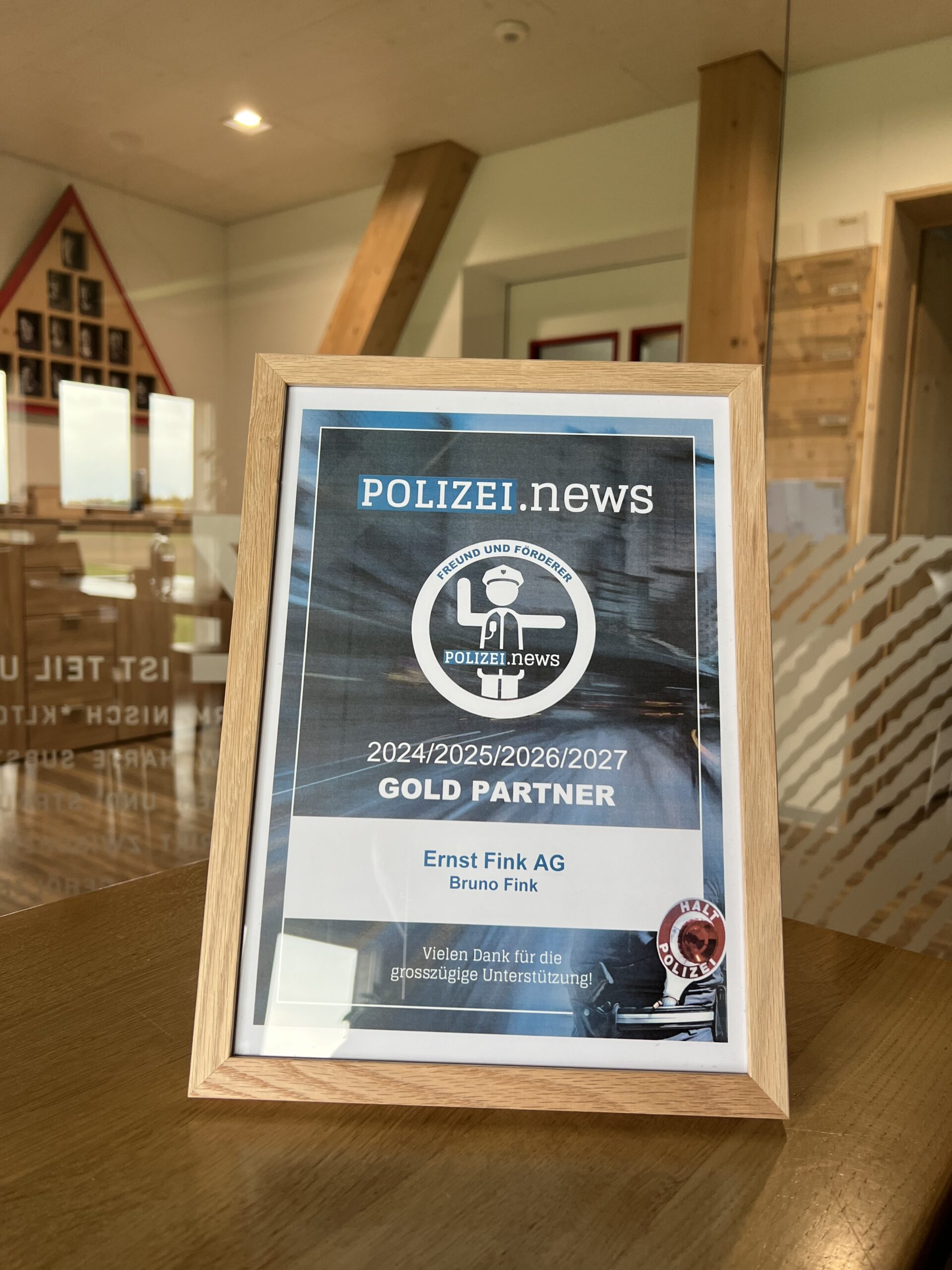 Die Ernst Fink AG ist Gold Partner von Polizei.news. (Bild: © Philipp Ochsner)