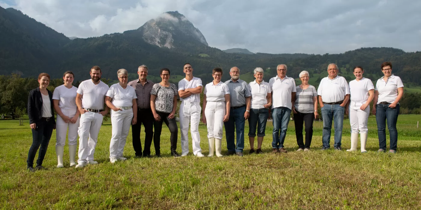 Das Team der Käserei Schnider AG