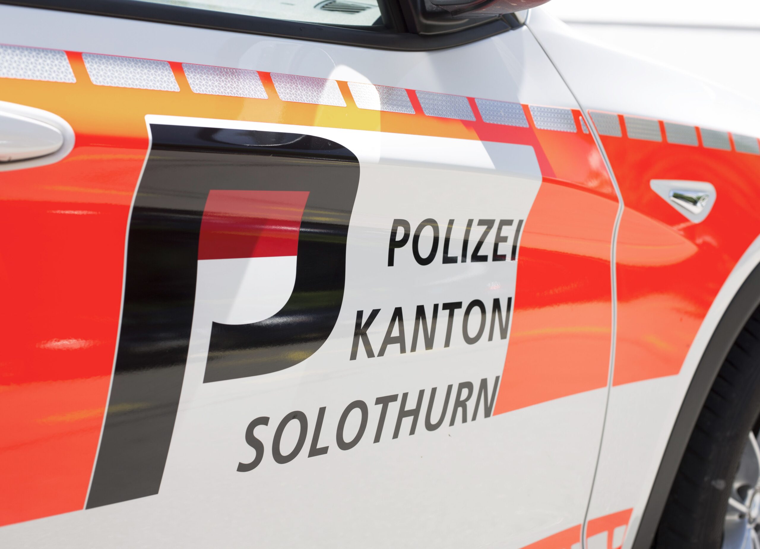 Solothurn-SO-Drei-Unbekannte-berauben-Fussg-nger-T-ter-sprachen-fremdl-ndisch