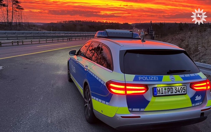 Baddeckenstedt-NI-Drama-auf-Autobahn-Mann-stirbt-trotz-Einsatz-von-Ersthelfern