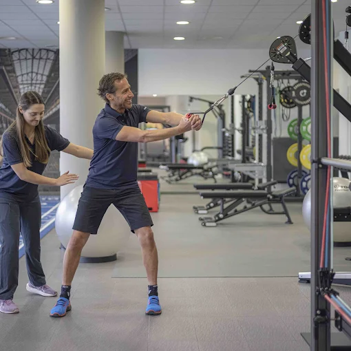 FysiotherapieZug-Gold-Partner-2025-2030-des-Polizei-news-Netzwerks