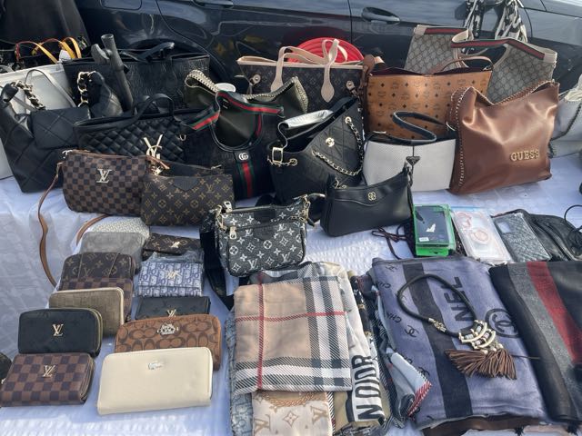 Offenbach, Hessen: Polizei entdeckt Plagiate im Wert von 115.000 Euro