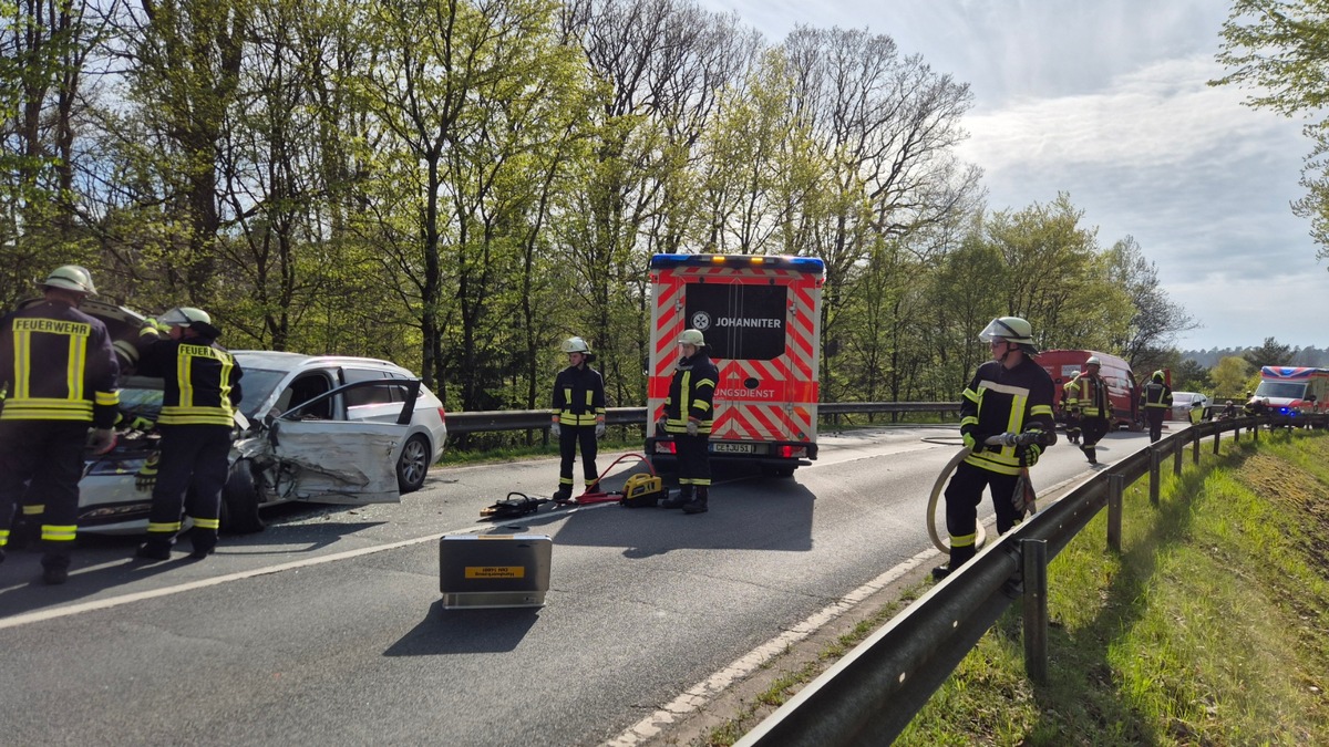 Südheide, NDS: Frontalzusammenstoß in Kurve – mehrere Leichtverletzte