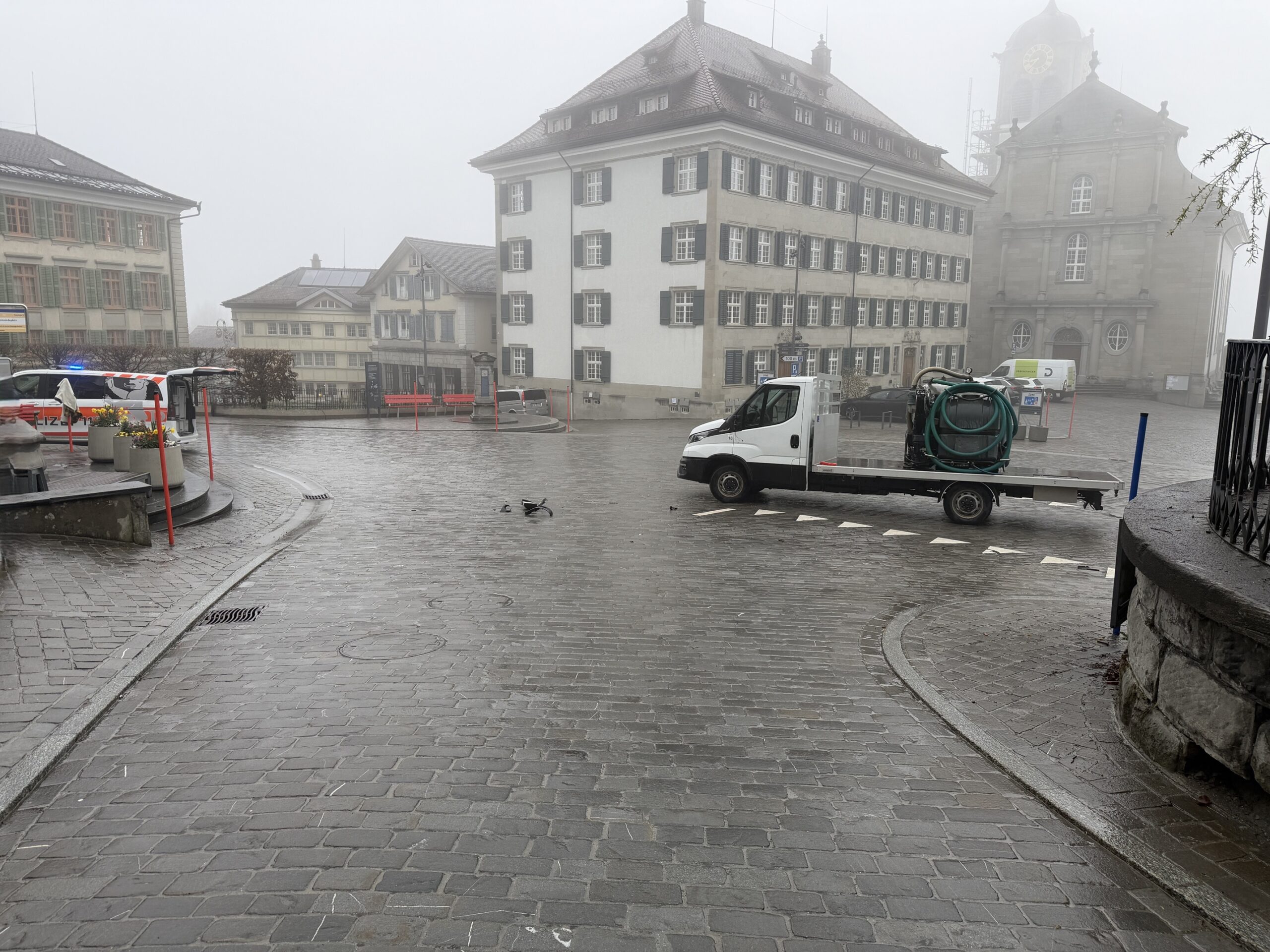 Trogen AR: Lieferwagen kollidiert mit Mofa – Zweiradlenker mittelschwer verletzt