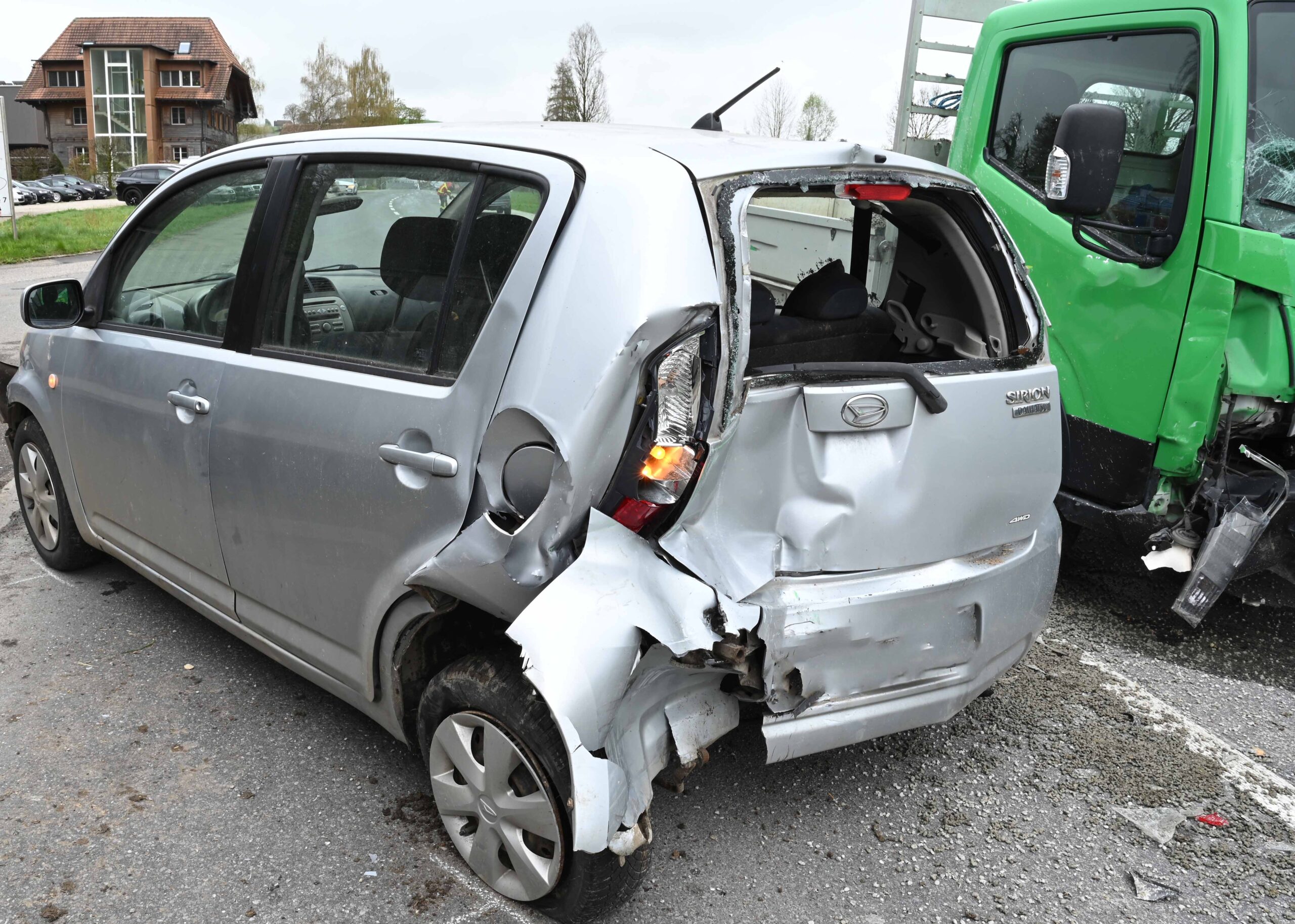 Zell LU: Verkehrsunfall mit Lieferwagen – eine Person verletzt ins Spital gebracht