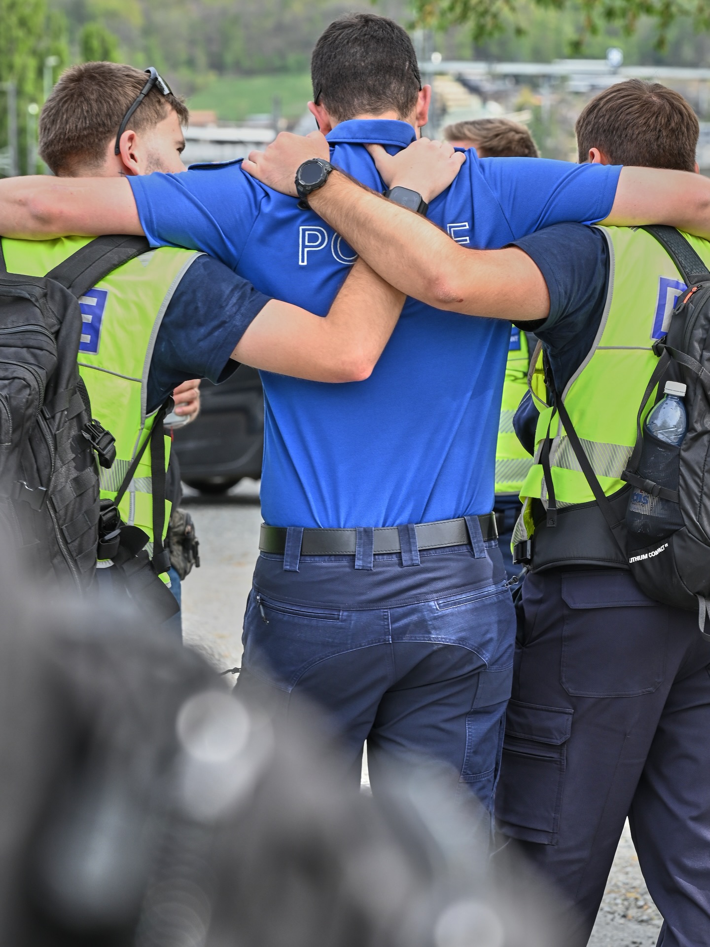 Kanton Wallis: Polizeischüler meistern 40 Kilometer-Marsch – Ausbildung fordert alles