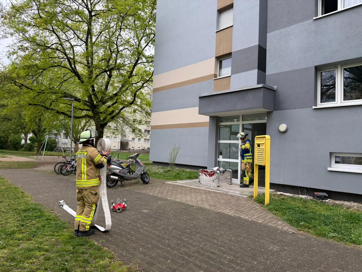 Weinheim, Baden-Württemberg: Doppelalarm – Feuerwehr gleich zweimal im Einsatz