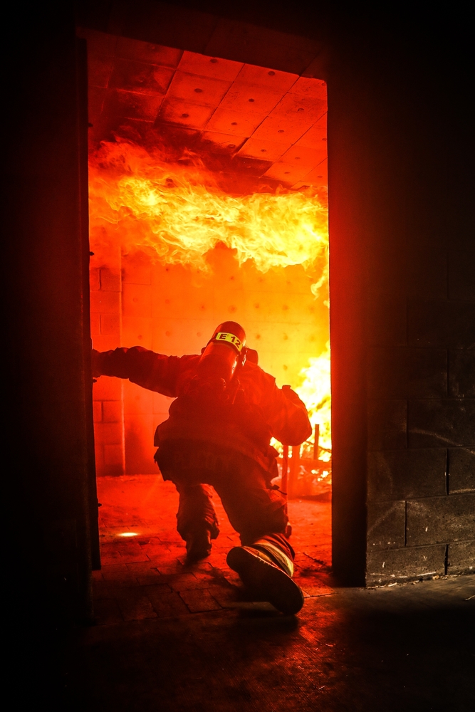 Steyr, Oberösterreich: Brand in Wohnhaus fordert Verletzte und Großeinsatz