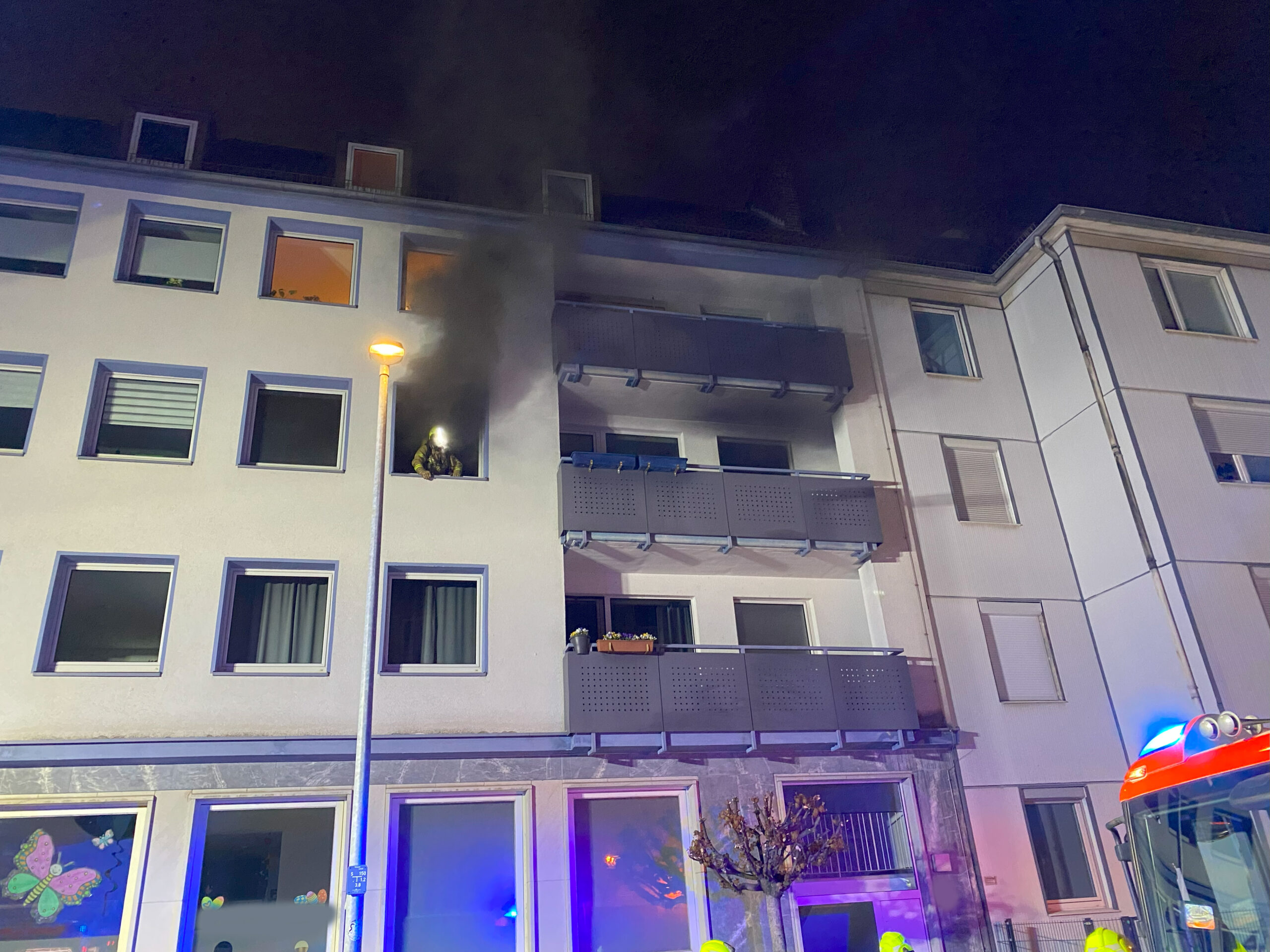 Hannover, Niedersachsen: Wohnungsbrand in Südstadt – Bewohner verletzt