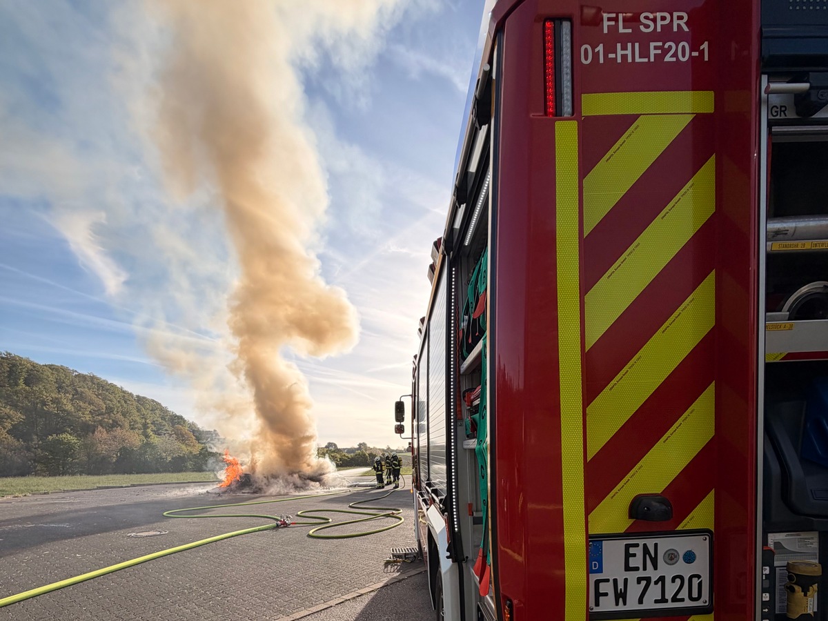 Sprockhövel, NRW: Brand in Müllfahrzeug – Mitarbeiter verhindern Schlimmeres
