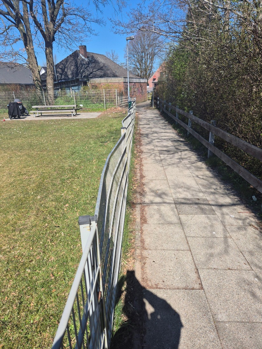 Kropp, Schleswig-Holstein: Vandalismus am Spielplatz – hoher Sachschaden