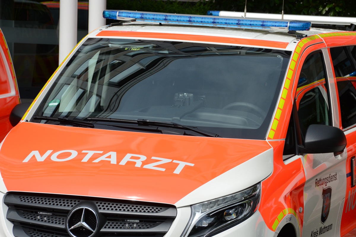 Monheim am Rhein, Nordrhein-Westfalen: Unfall mit E-Scooter – 13-Jähriger schwer verletzt