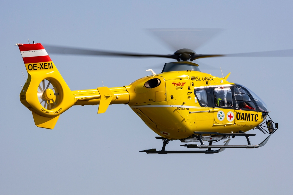 Völkermarkt, Kärnten: Unfall bei Forstarbeiten – Traktor überschlägt sich