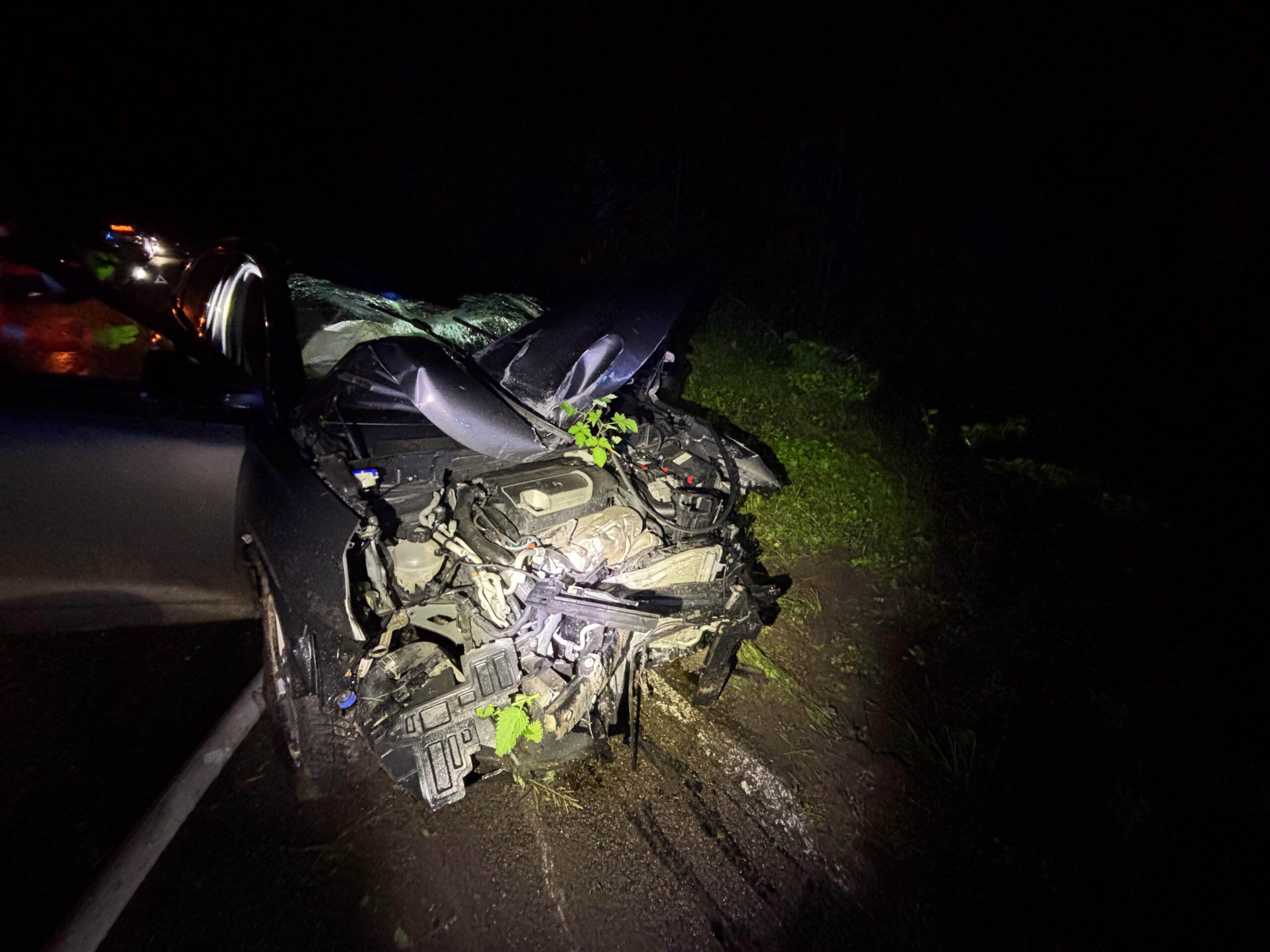 Bremgarten AG: Betrunkener SUV-Lenker (34) rammt Bahnschranke und Strassenlampe