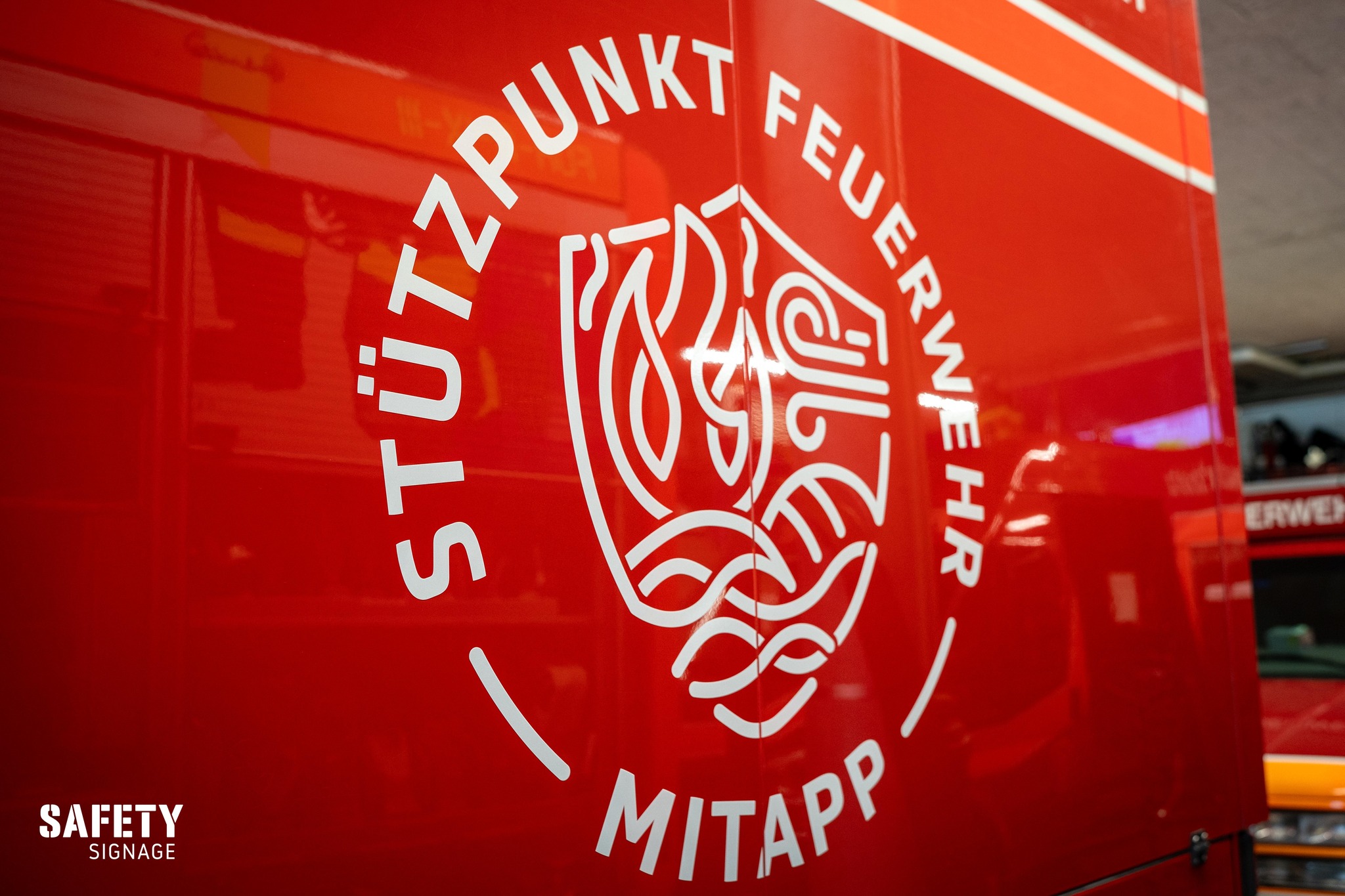 Appenzell AR: 18 Feuerwehrfahrzeuge erhalten neues Logo der Stützpunktfeuerwehr
