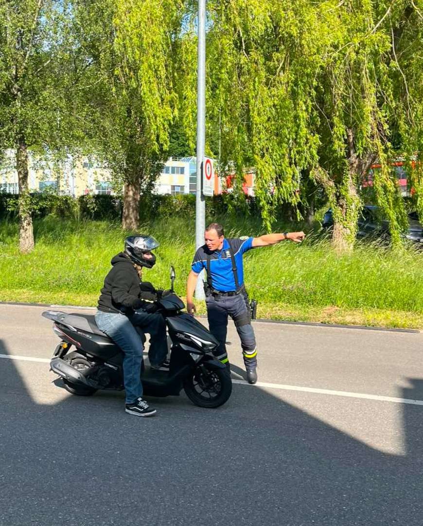 Kapo Waadt: Polizei startet Präventionsabende für junge Töfffahrer