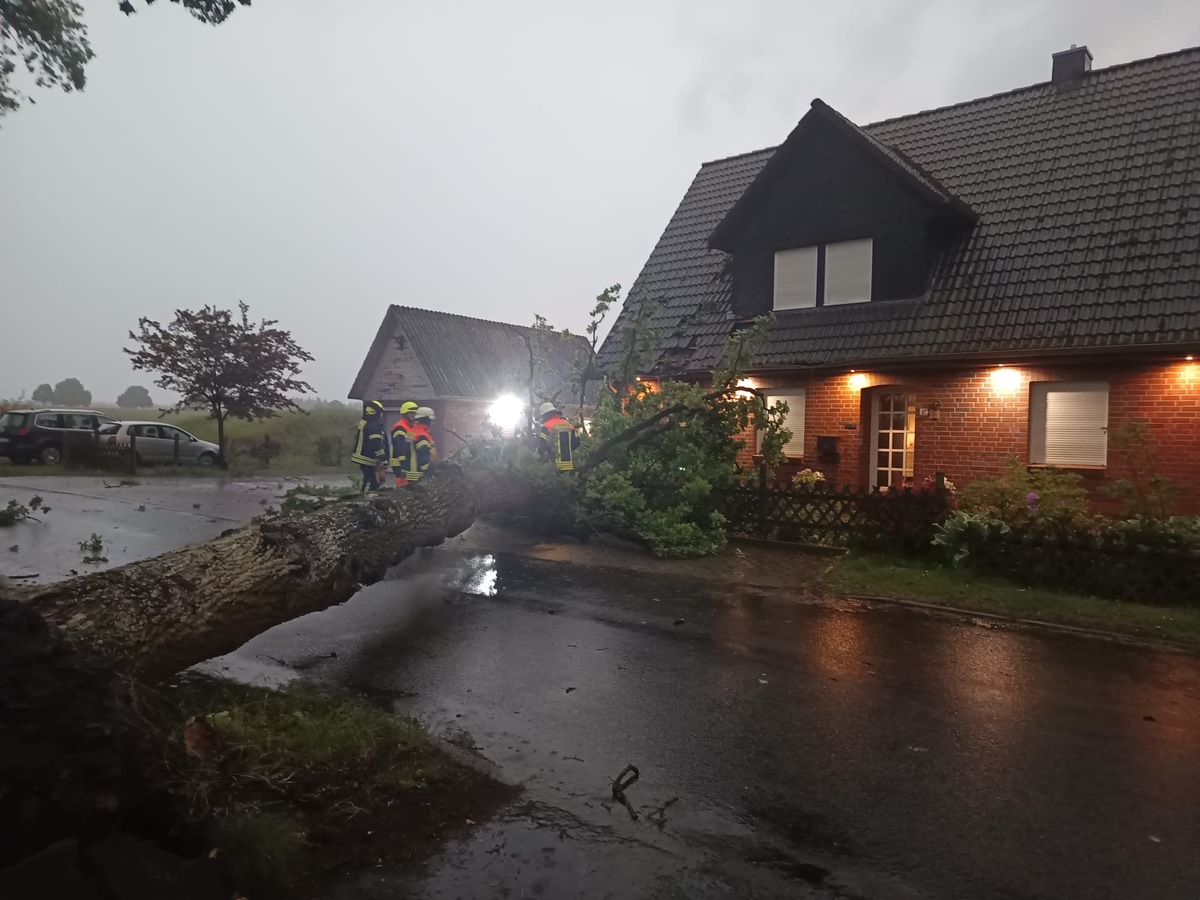 Bothel, Niedersachsen: Gewitter sorgt für neun Feuerwehreinsätze in der Samtgemeinde
