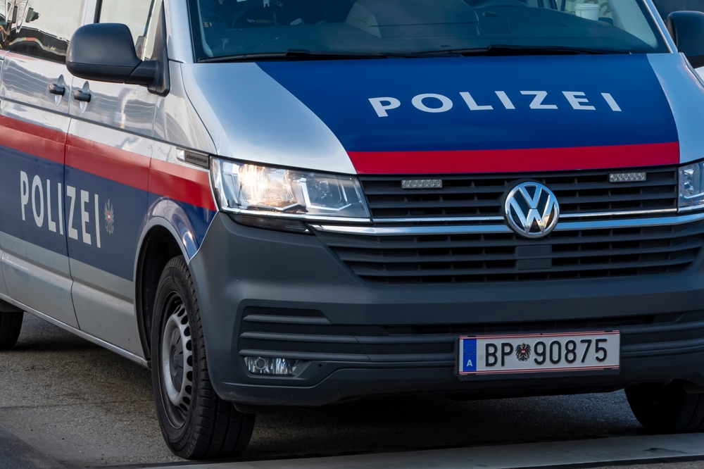 Vöcklabruck, Oberösterreich: Zwei Kinder (13) flüchten mit E-Scooter vor Kontrolle