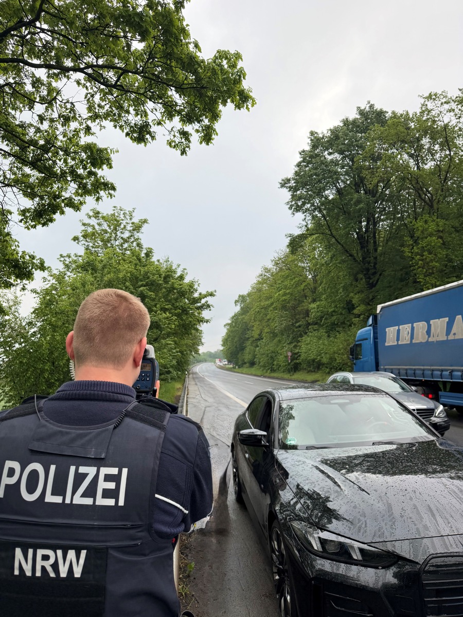 Schwerte, Nordrhein-Westfalen: Zahlreiche Verstöße bei Verkehrskontrollen festgestellt
