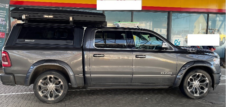 Garbsen-Berenbostel, Niedersachsen: Dodge Ram über Nacht spurlos verschwunden