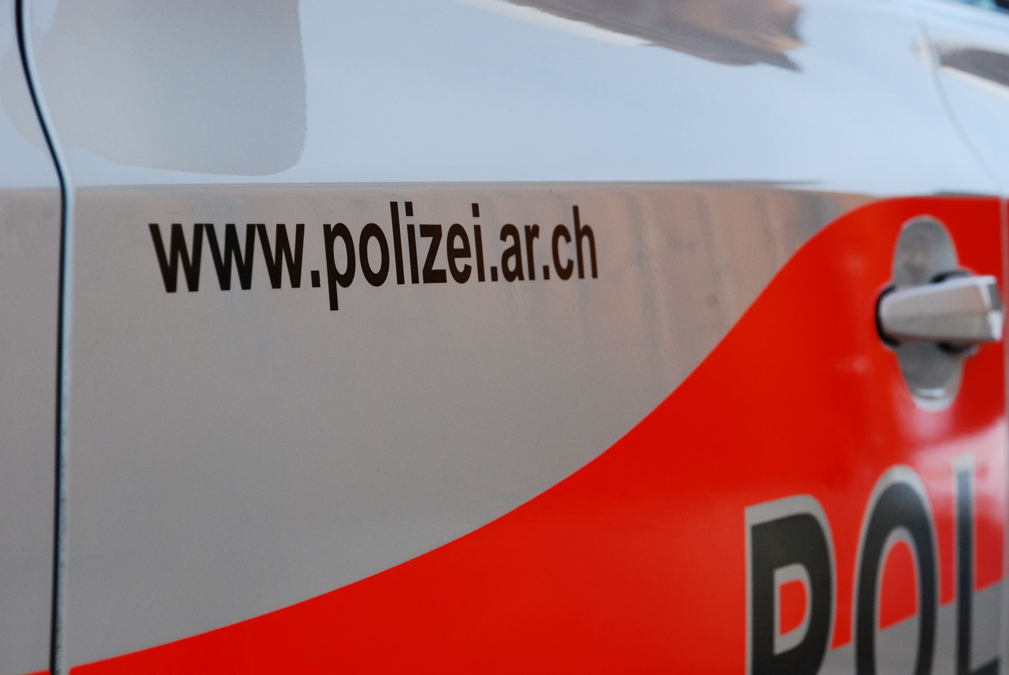 Herisau AR: 10-jähriger Knabe nach Badeunfall in kritischem Zustand