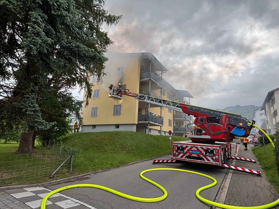 Rorschacherberg SG: Drei Spital-Einweisungen nach Brand in Wohnung – hoher Schaden
