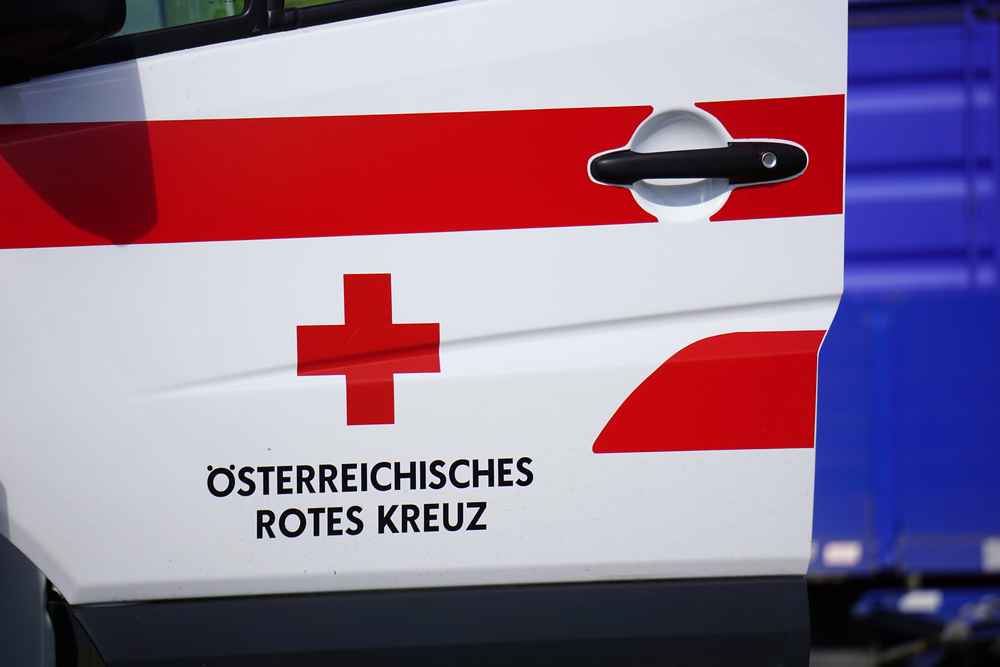 Ferlach, Kärnten: Zwei Verletzte nach schwerem Verkehrsunfall