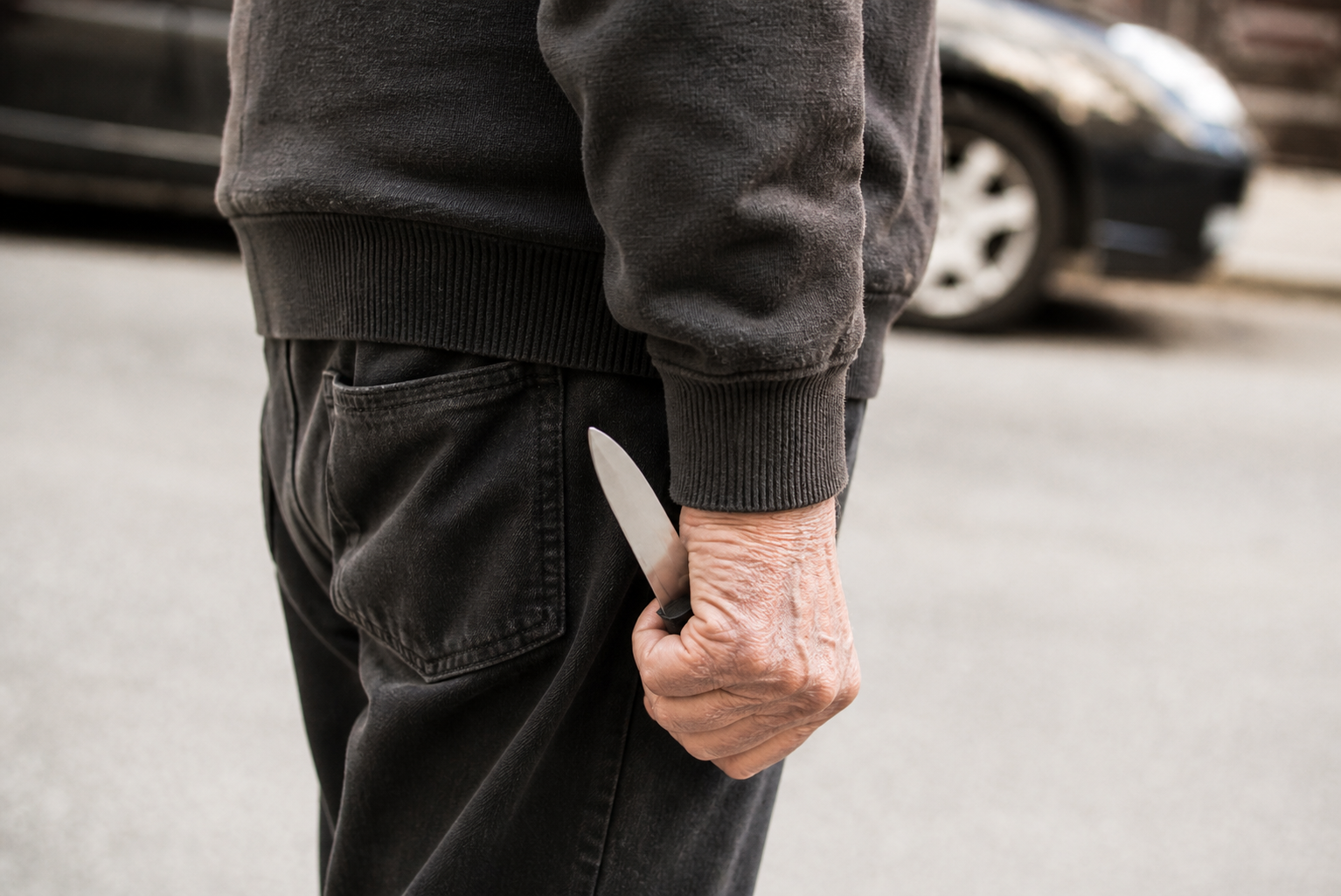 Porrentruy JU: Verkehrsstreit eskaliert – über 80-Jähriger nach Messerangriff festgenommen