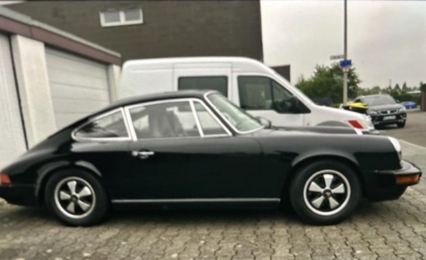 Mönchengladbach, Nordrhein-Westfalen: Schwarzer Porsche 912 in Venn gestohlen