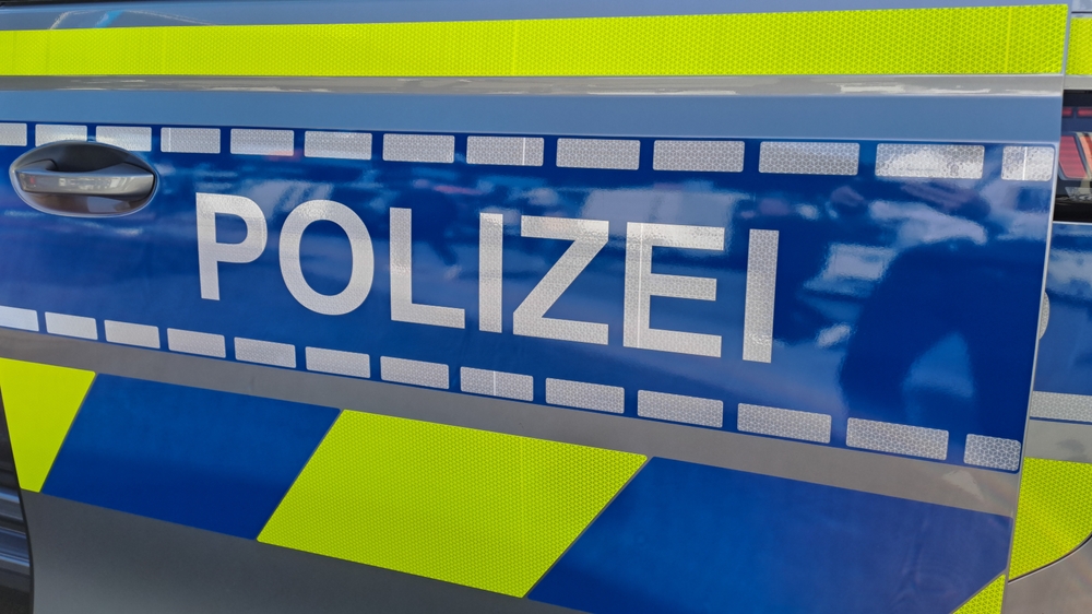 Jahnsdorf, Sachsen: Unbekannte beschießen Flüchtlingsunterkunft mit Feuerwerk