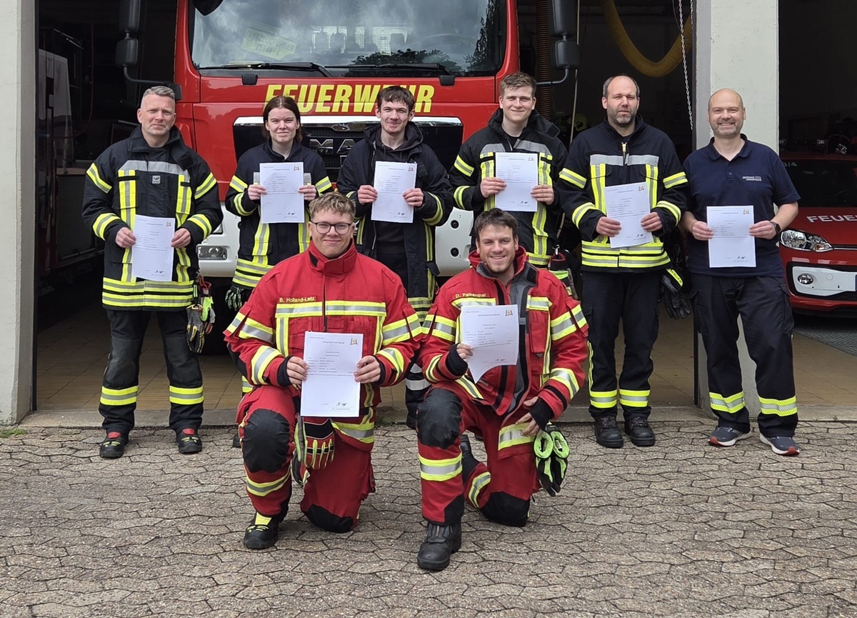 Wathlingen-Niedersachsen-Acht-neue-Einsatzkr-fte-verst-rken-Feuerwehr