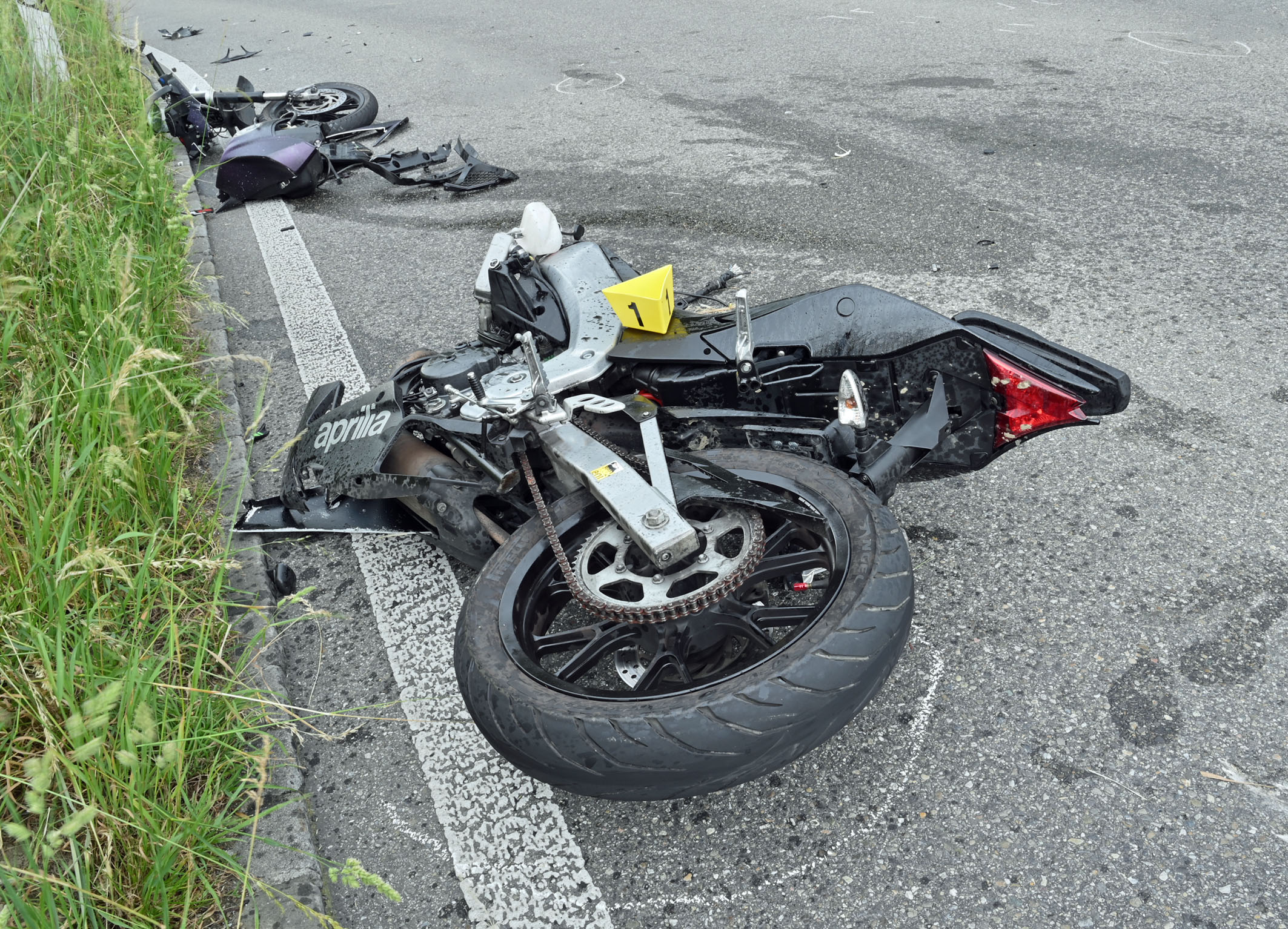 Geuensee LU: Frontalcrash mit Lieferwagen – beide 