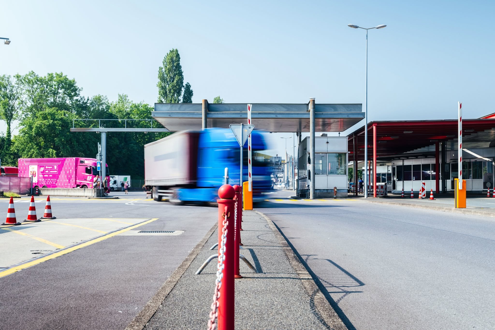 Genf-GE-G7-Gipfel-f-hrt-zu-Sperrung-der-A1-f-r-Lastwagen-Richtung-Frankreich
