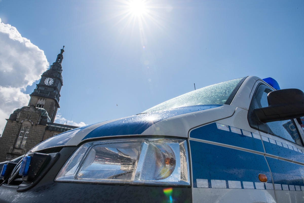 Hamburg: Bundespolizei nimmt per Haftbefehl gesuchten Mann f