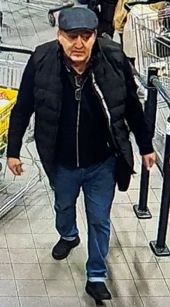 Schmalkalden, Thüringen: Nach Einkaufsmarkt-Diebstahl fahndet Polizei mit Täterfotos