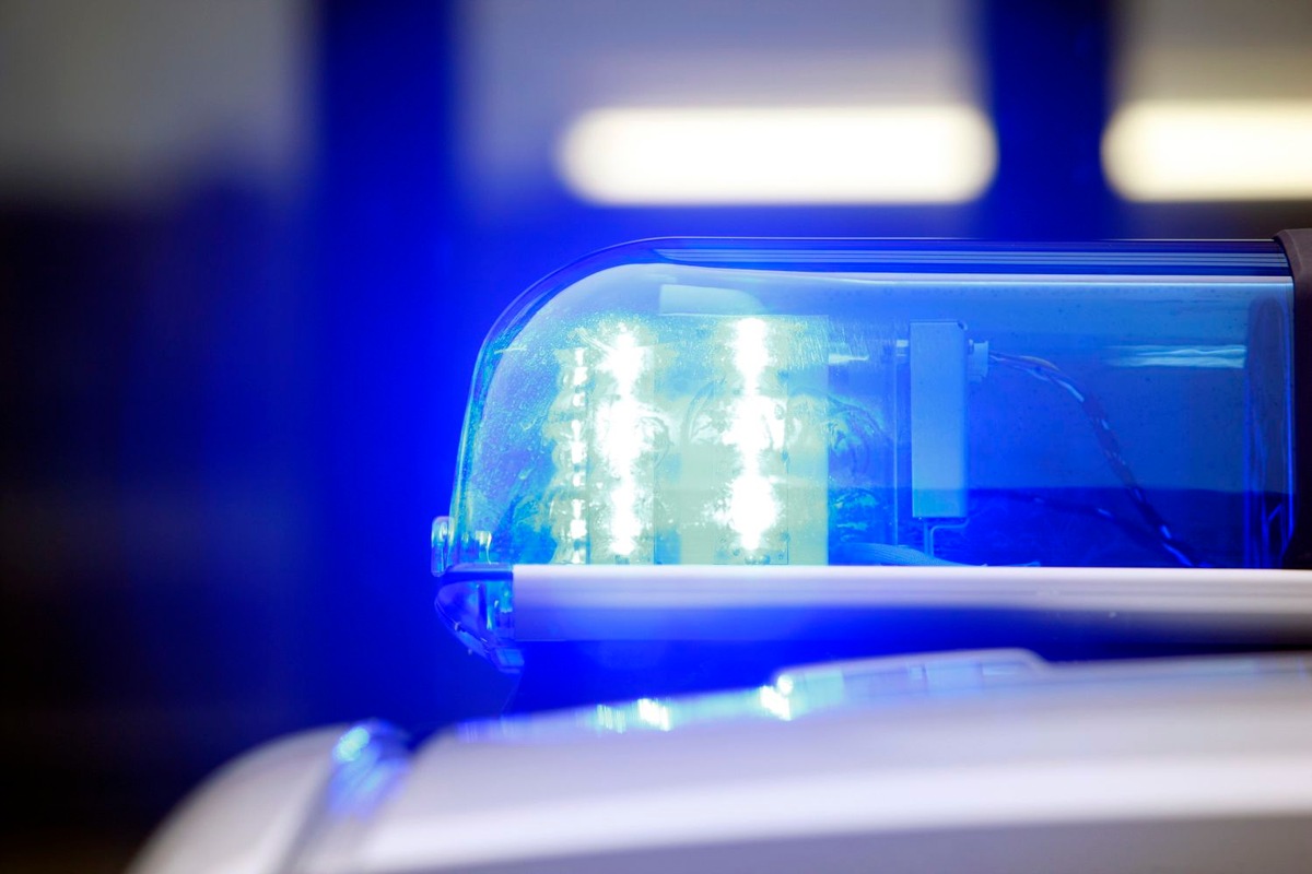 Erkrath, Nordrhein-Westfalen: Schon wieder Angriff auf Bus i