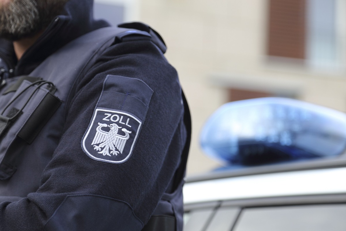 Oberhausen-NRW-Zoll-ermittelt-wegen-Schwarzarbeit-und-illegaler-Prostitution