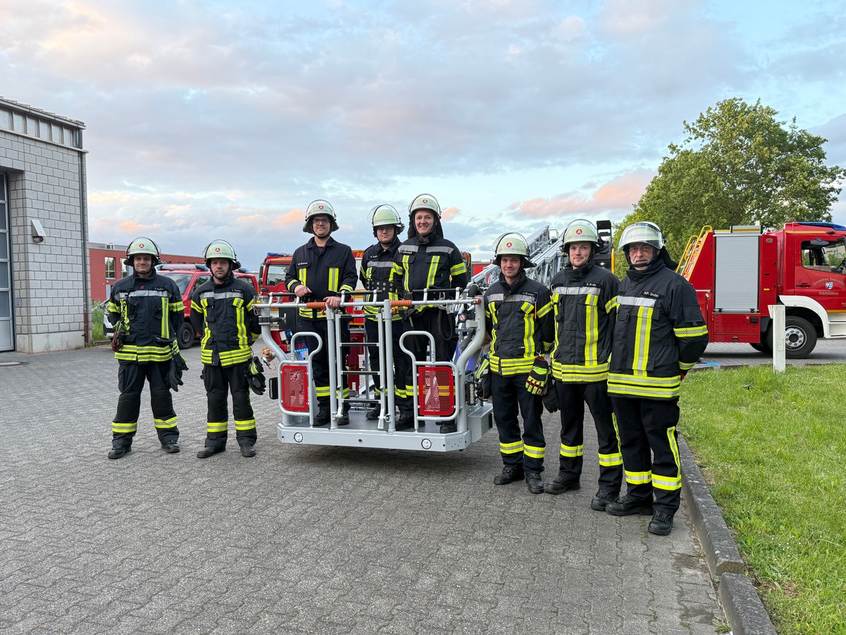 Schwalmtal, Nordrhein-Westfalen: Feuerwehr trainie